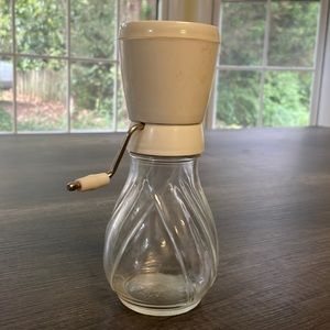 5/$20🎈🎈🎈Nut crusher